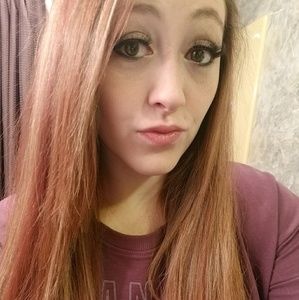 Meet your Posher, Destinee